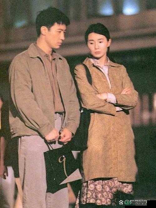 错爱之约：当男生女生相遇，爱情的轨迹开始交错