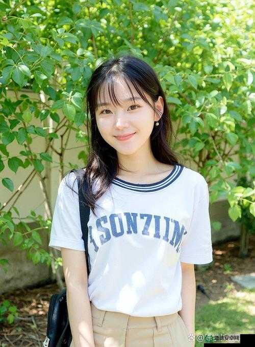 艺校极品小仙女：颜值与才华并存的校园女神